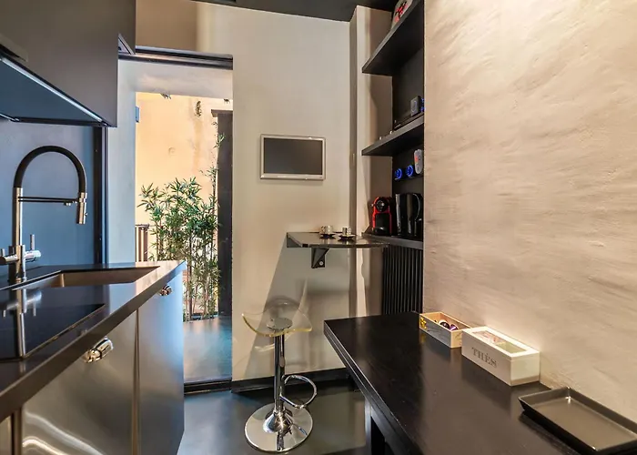Guesthost - Vintage-modern Trastevere
